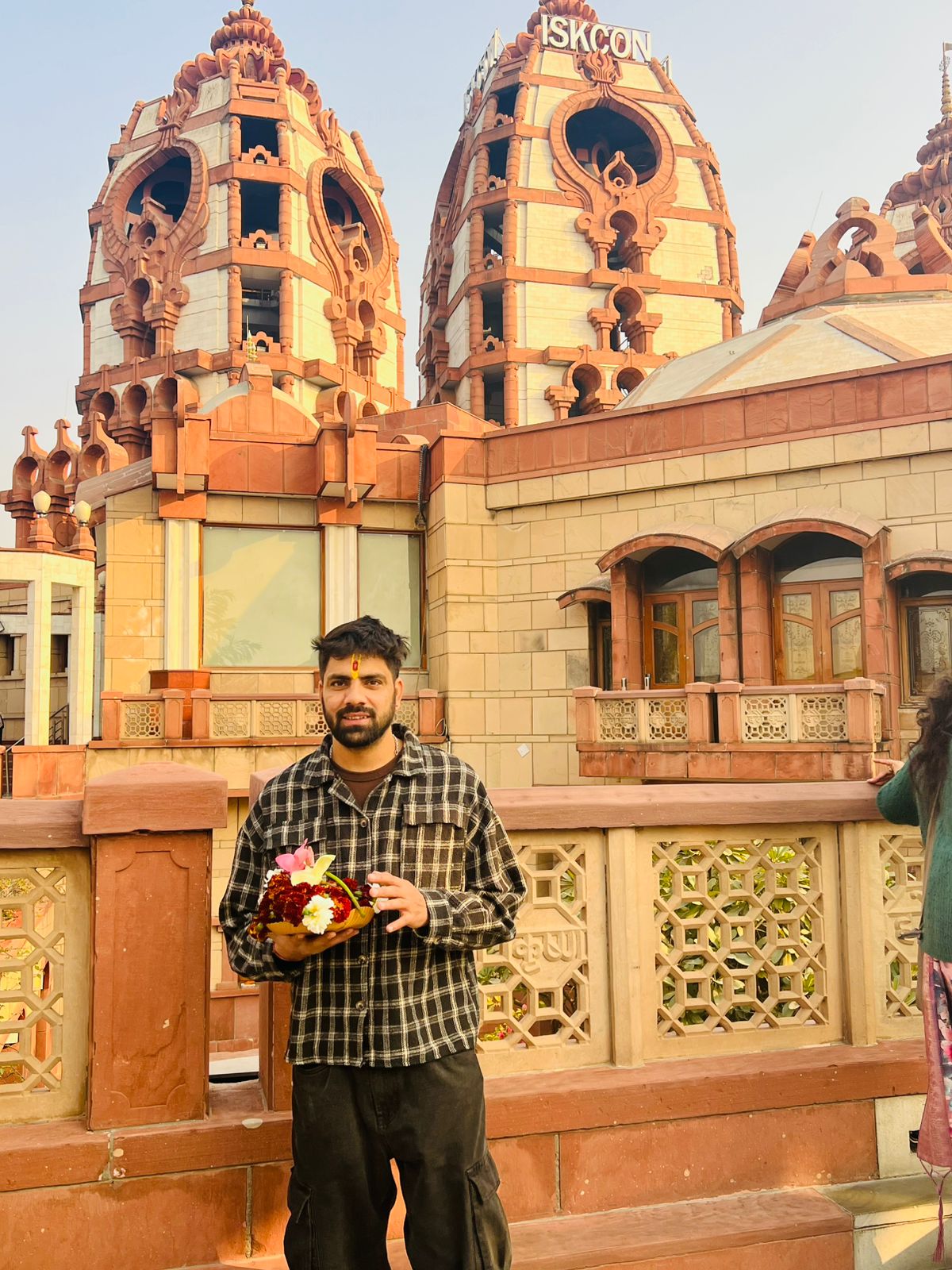 Mohit guiando turistas